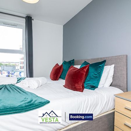 Two Bedrooms Apartment By Vesta Serviced Accommodation & Short Lets Hatfield With Free Wifi Luaran gambar